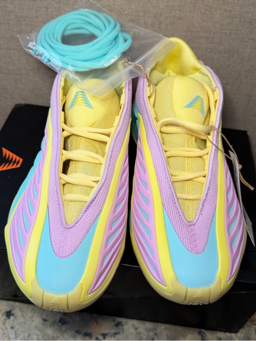 Adidas Anthony Edwards 2 J Basketball Shoes “Easter” Size 6 Youth / 7.5 Women’s - Picture 8 of 9